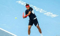 基马诺克队成功逆转，球队努力争取胜利的简单介绍