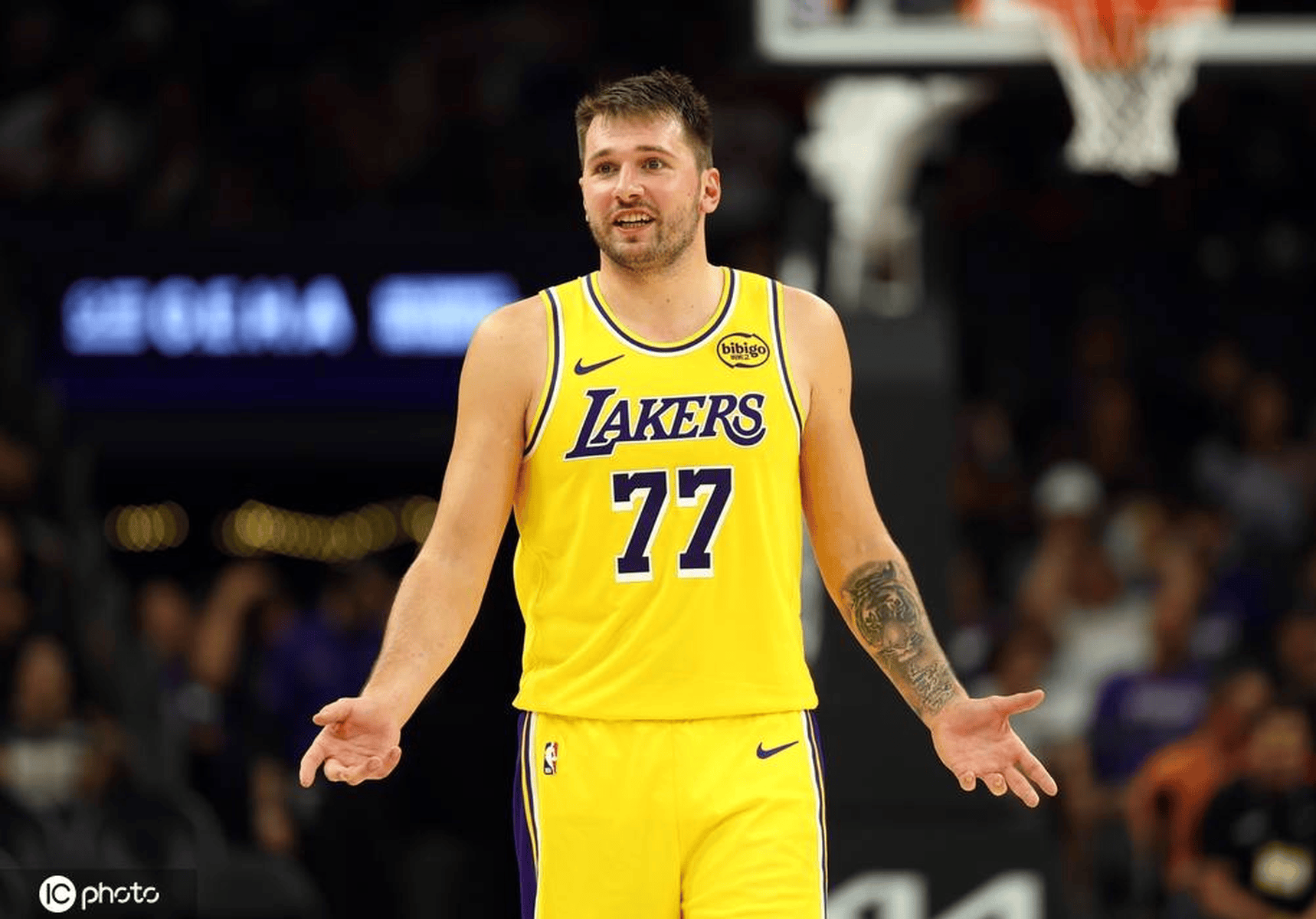 东契奇率队逆转太阳,独行侠主场获胜 东契奇率队逆转太阳,独行侠主场获胜