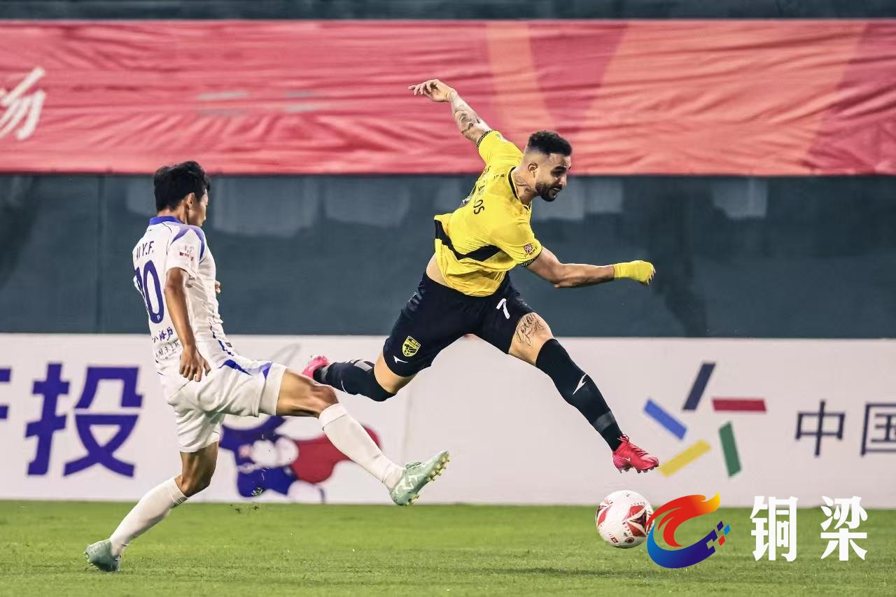 重庆队力克对手!主场战胜广东队 重庆队力克对手!主场战胜广东队