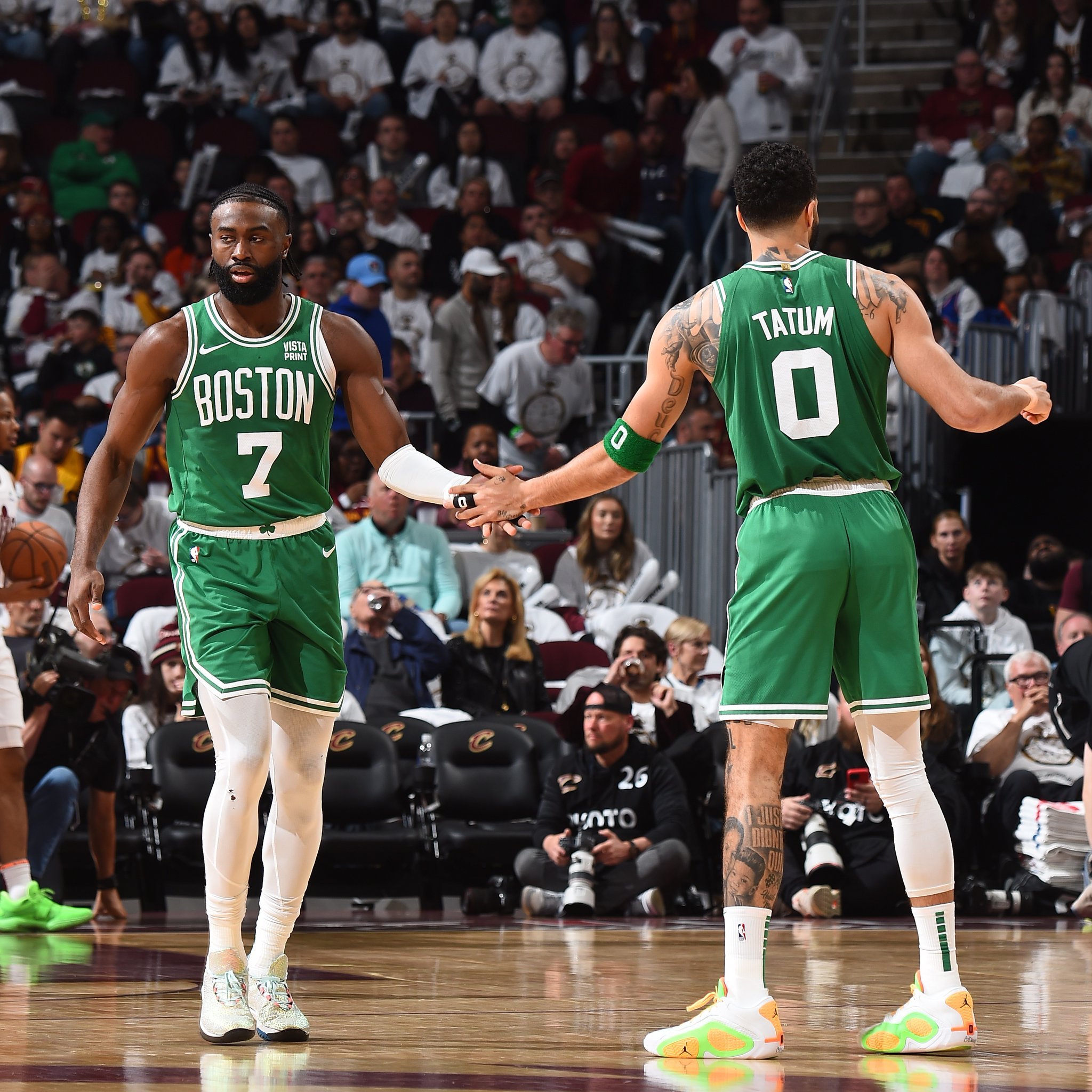 篮网客场战胜凯尔特人,维持不败势头 篮网客场战胜凯尔特人,维持不败势头