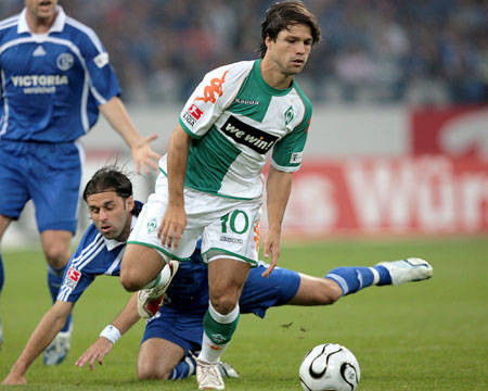 沙尔克挑战不莱梅的不败记录 沙尔克挑战不莱梅的不败记录