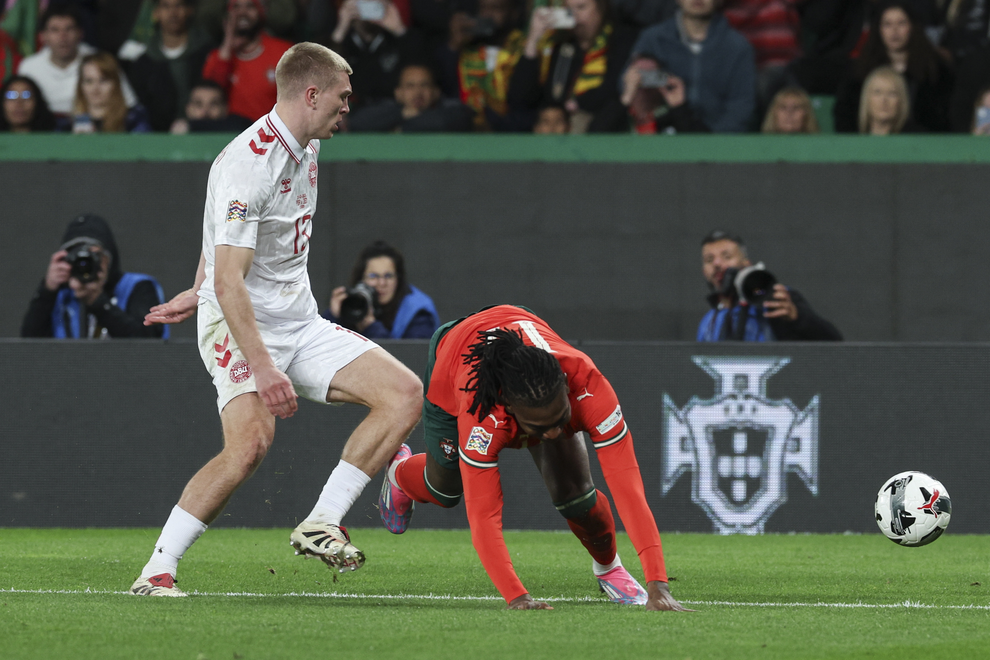 葡萄牙力克匈牙利，晋级欧国联淘汰赛